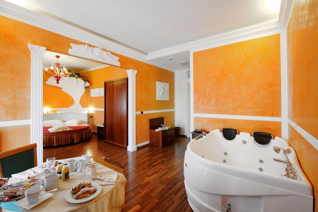 Hotel Benessere Villa Fiorita Colfiorito Exterior foto